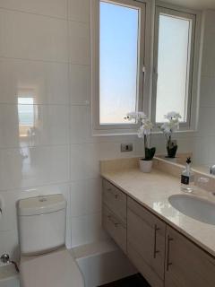 Nuevo, vista al mar Concon - Costa de Montemar - Concón - 2