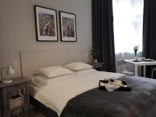 Glam House Apartments - 9