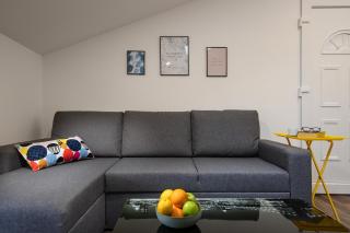 Hana - attic apartment in city center - Pula - 3
