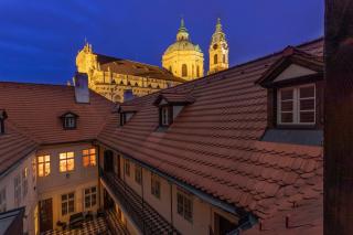 Three Golden Crowns Apartments - Prag - 8