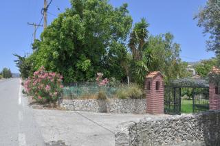 The Olive Garden House - Haraki - 9