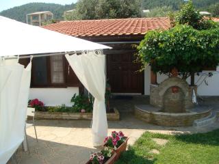 Jenny's Garden - Vourvourou - 9