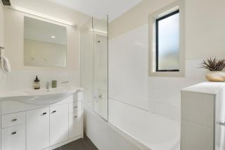 Suburb Retreat - Queenstown - 3