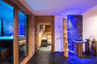 Les Dolomites Mountain Lodges - San Martino in Badia - 3