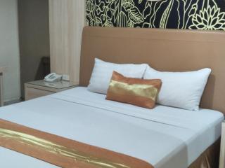 Hotel Grand Rosela - Yogyakarta - 4