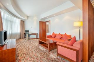 Holiday Inn Xiaoshan by IHG - Hangzhou - 1