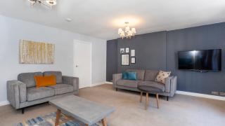 Malt Shovel Court with Free Parking - 8