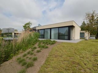 Lovely holiday home 'Walleken' with a pond - Eekhout - 3