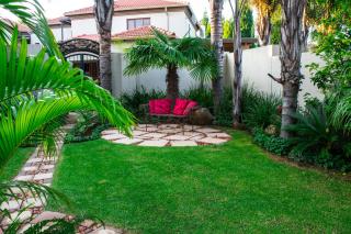 Casa Flora Guesthouse - 1