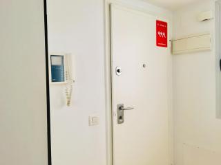 Apartamentos Santa Faz by Be Alicante - Alicante - 9