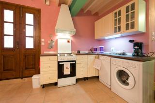 Old Town House with Garden, Fully Equipped & Peaceful - 3