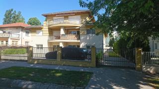 Yellow Sun Apartman - Siófok - 8