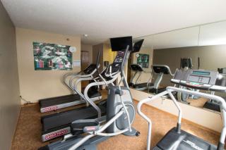 Super 8 by Wyndham Chicago O'Hare Airport - Elk Grove Village - 5