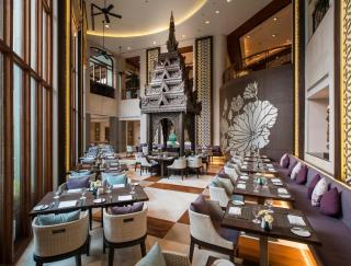 Hotel Chatrium Royal Lake Yangon - 4