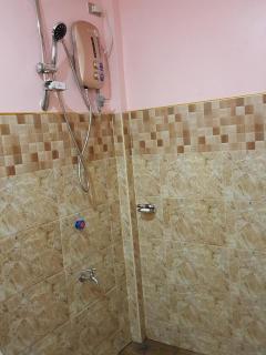 Aaliyahs Place - 4