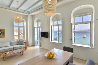 White Memories, seafront luxury apartment Mykonos - 0