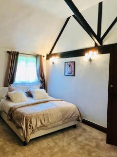 Oldlands Farmhouse Gatwick - Horley - 5