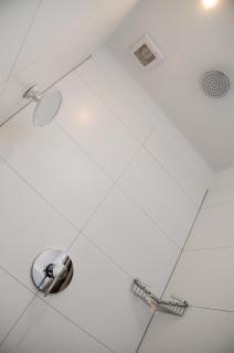Bed Breakfast Boat - 9