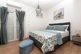 Apartmani Zara & Maris - Gradac - 0