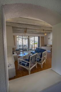 Blue Era Apartments - 1
