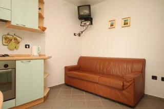 Apartments with a parking space Nerezine, Losinj - 2518 - Nerezine - 1