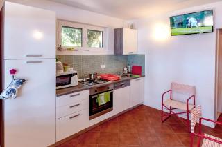 Apartments by the sea Mimice, Omis - 2972 - Mimice - 3