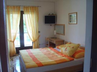 Apartments with WiFi Sveti Filip i Jakov, Biograd - 4299 - 2