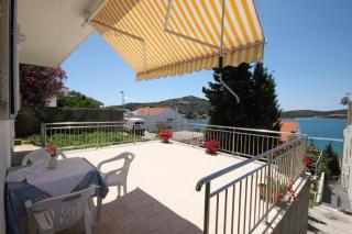 Apartments by the sea Tisno, Murter - 5130 - Tisno - 3