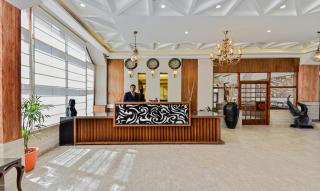 Hotel Snowcrests Manor - 3