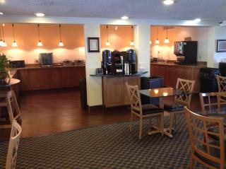 Best Western Palm Beach Lakes - 6
