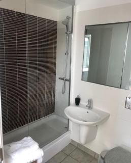Cranbrook House Apartments - Near Ice Arena - Nottingham - 4