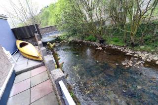 Riverside Great House In The Afan Forest Bike Park By STAE-Homes - 5