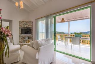 Limneon villas - 1