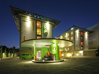 POP! Hotel Kuta Beach - Kuta - 3