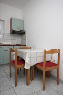 Apartments and rooms with parking space Starigrad, Paklenica - 6606 - 1