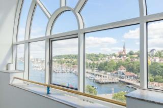 Ramada by Wyndham Flensburg City - 1