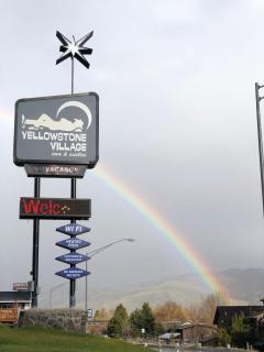 Yellowstone Village Inn and Suites - Gardiner - 7