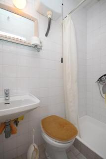 Apartments and rooms with parking space Tucepi, Makarska - 6901 - 9