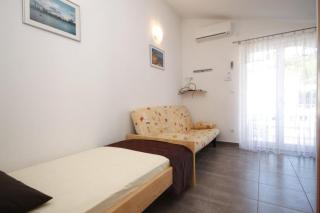 Apartments with a parking space Duce, Omis - 7532 - Duće - 2