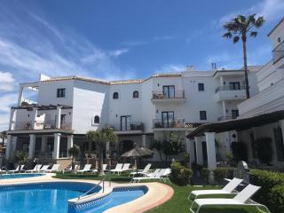 Hotel Doña Lola Zahara - Zahara de los Atunes - 3