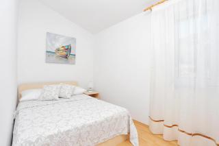 Apartments by the sea Marina, Trogir - 9037 - 3