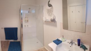 Island Escape - Wimbledon Heights - 1