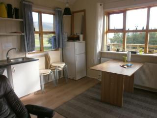 Björkin – Cozy Cabin with excellent view - Akureyri - 4