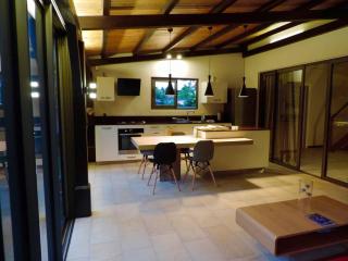 Luxury Cosy Guesthouse - 9