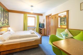 Guesthouse Pension Grafenstein - Merano - 8