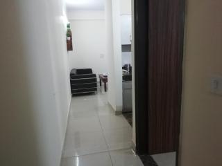 The Raveesh E24 - 2BHK Serviced Apartment - New Delhi - 4