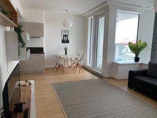 Apartments05 in new building with free parking Panorama city - amazing view close to Old town - Bratislava - 8