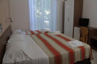 Hotel Derna - Viareggio - 7