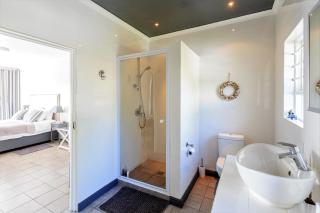 The Ocean Bay Luxury Guesthouse - 7