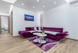 Apartment R & Z-Brand new family apartment with a spacious yard - Fažana - 9